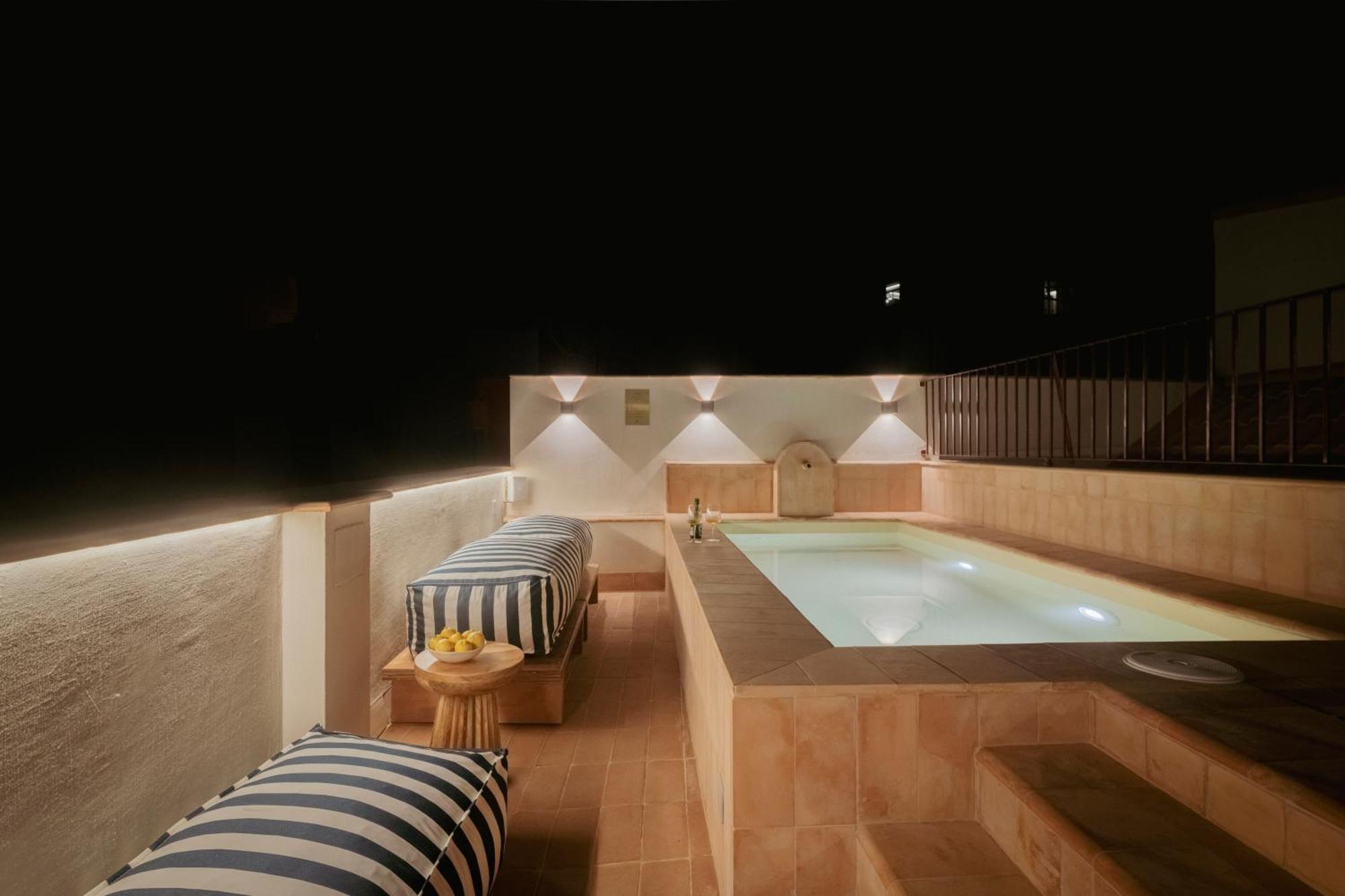 Lirium Casa Patio Hotel Sevilla Exterior foto