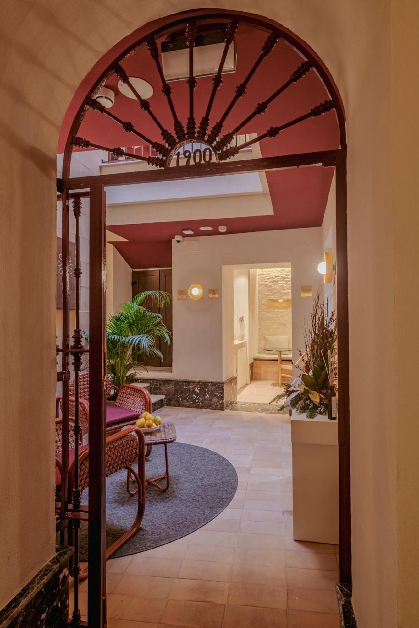 Lirium Casa Patio Hotel Sevilla Exterior foto
